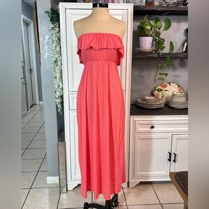 Elegant Coral Strapless Maxi Dress